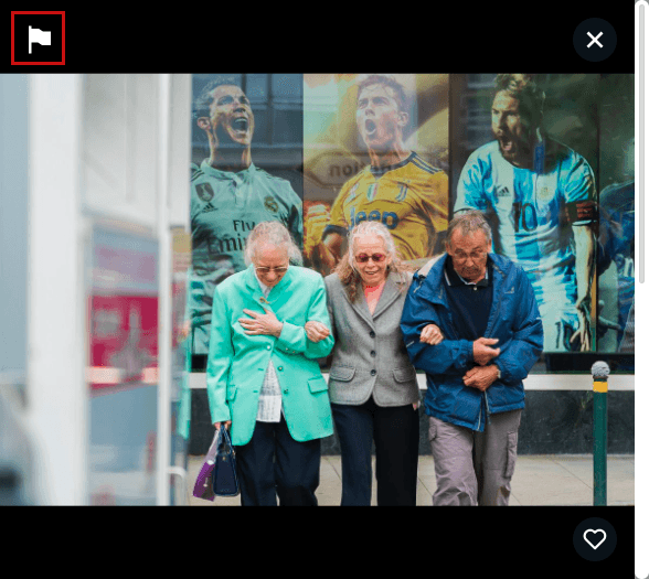 Flag icon on a photo or video