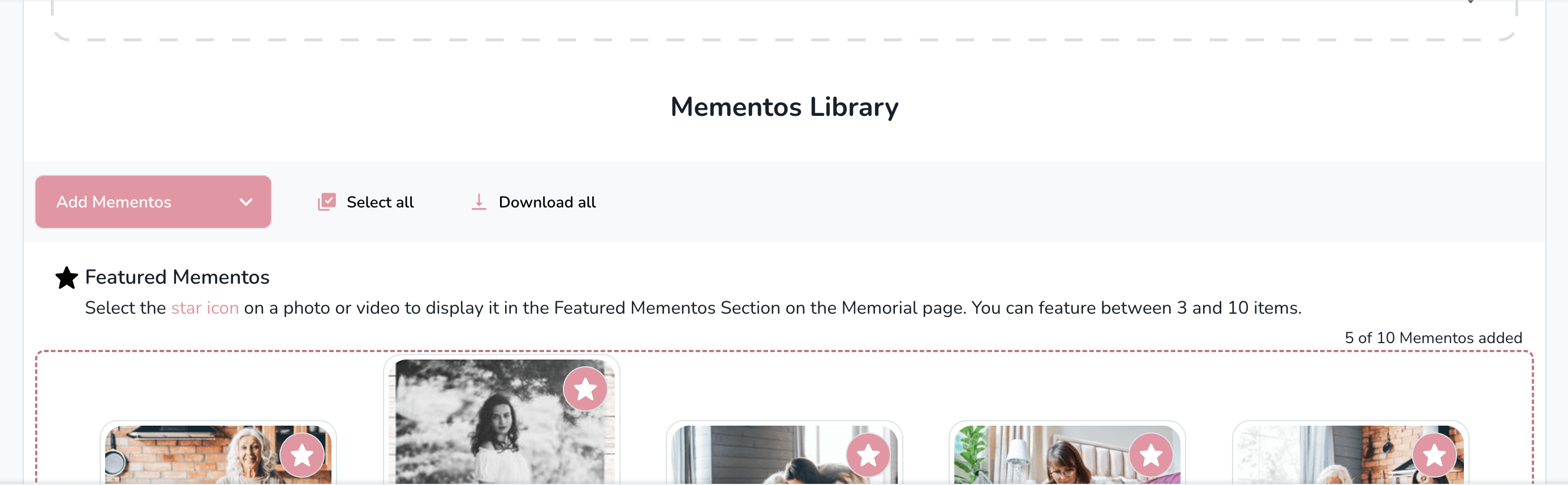Section Bibliothèque de souvenirs avec médias en vedette